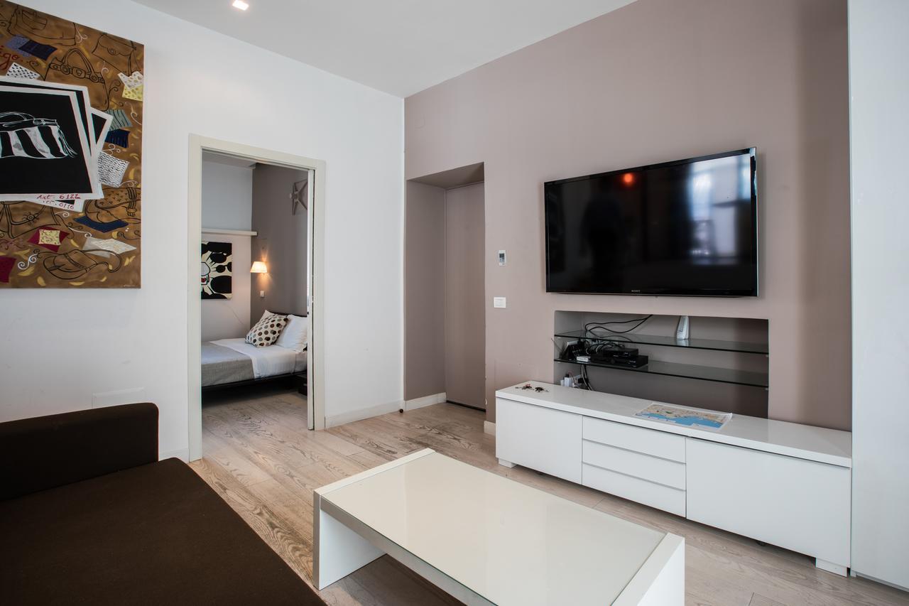Attico Santa Brigida Apartment Napoli Bagian luar foto