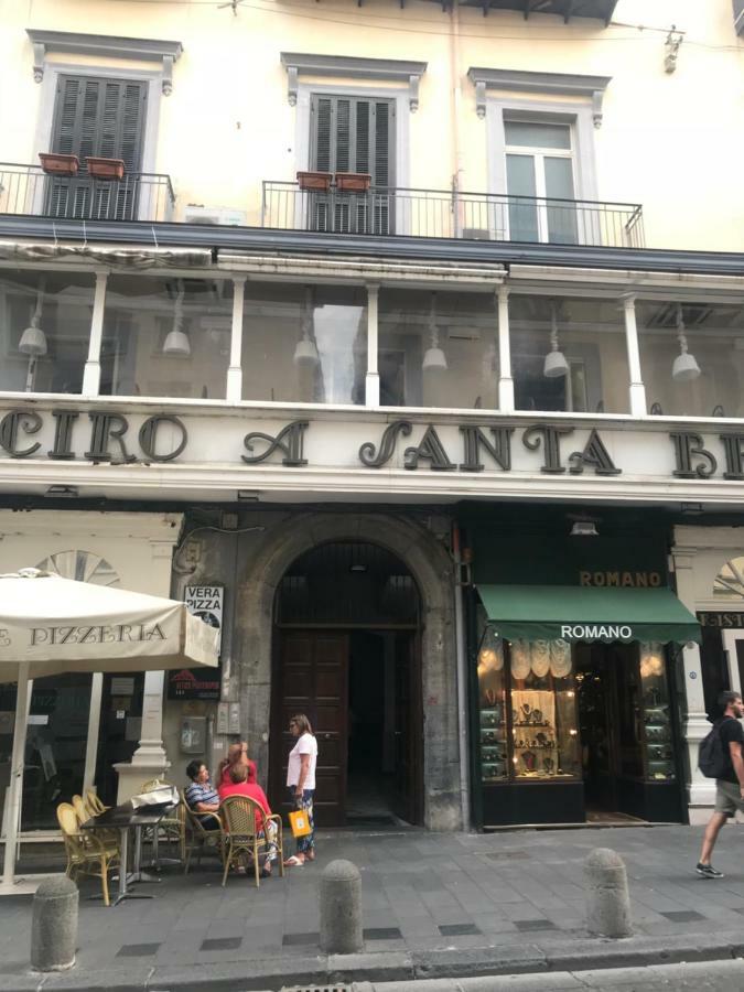 Attico Santa Brigida Apartment Napoli Bagian luar foto