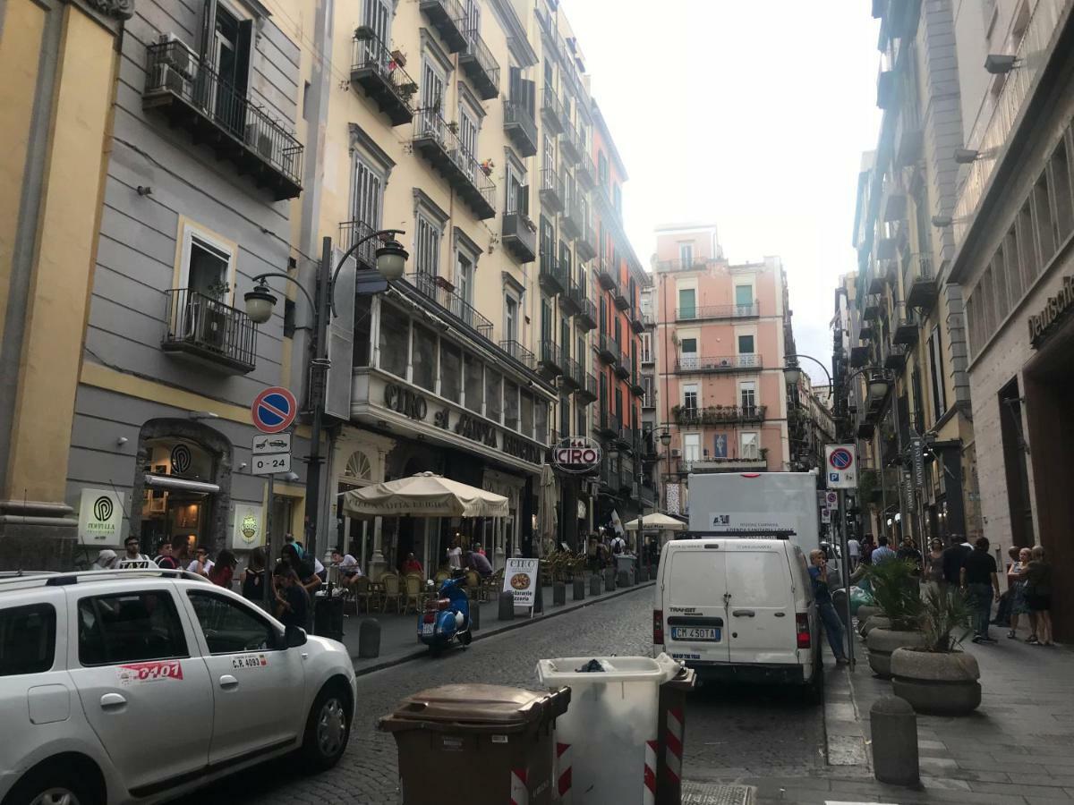 Attico Santa Brigida Apartment Napoli Bagian luar foto